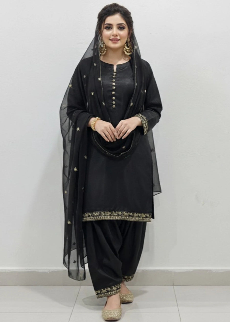 Shama-e-Noor - Black
